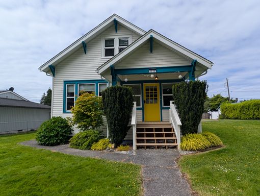 1022 Oakes Ave #B, Everett, WA 98201