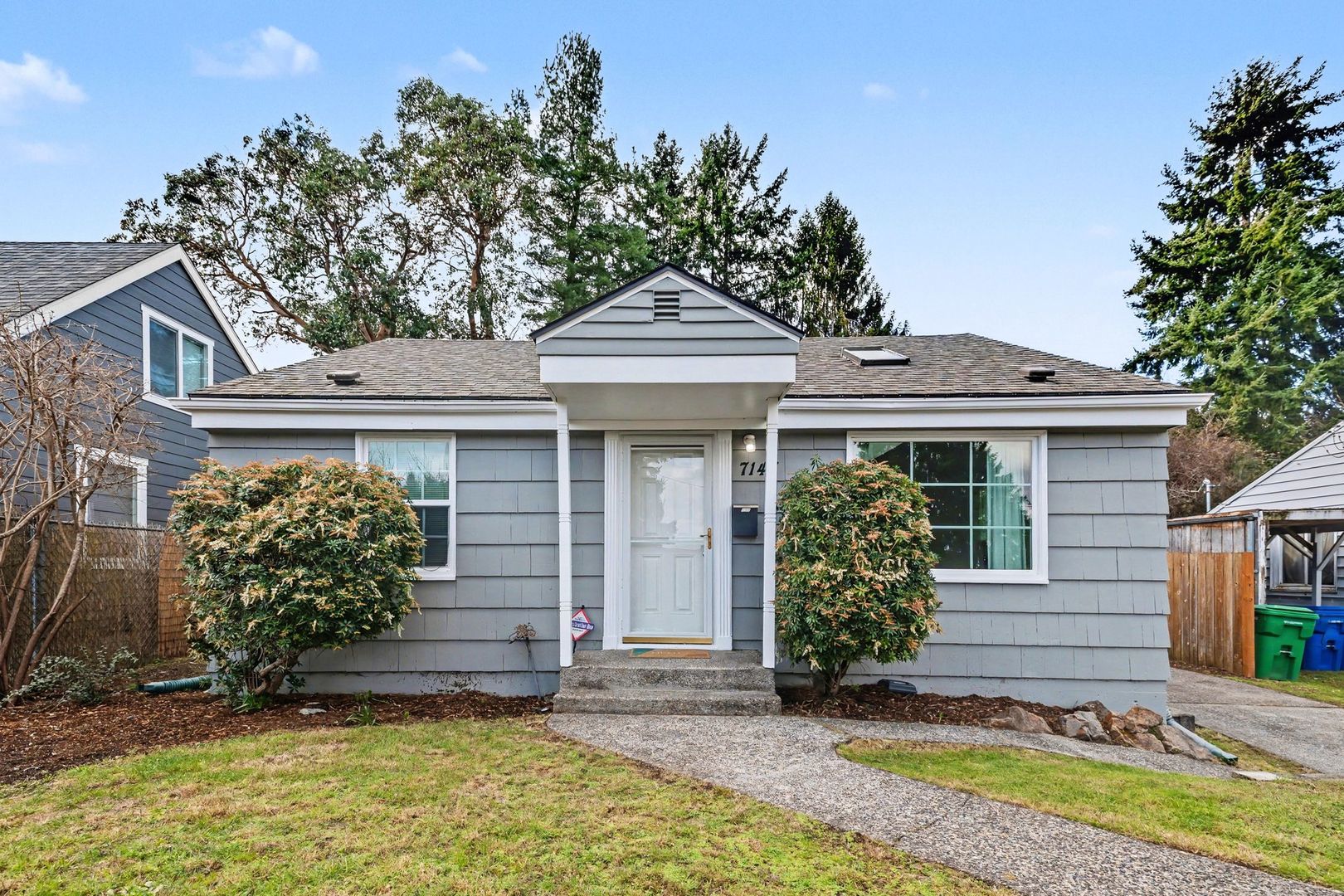 Seattle House: 7147 29th Avenue SW