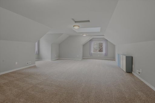 Listing photo thumbnail