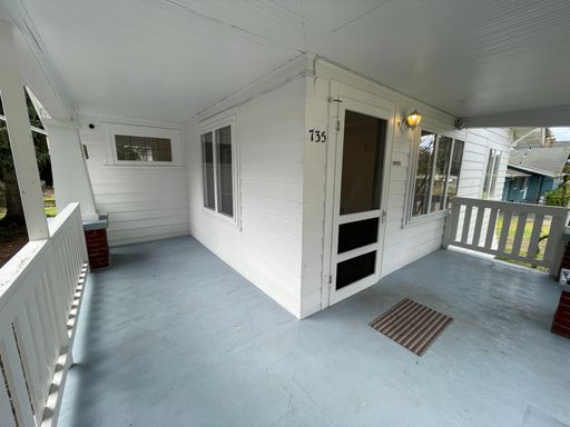 Listing photo thumbnail