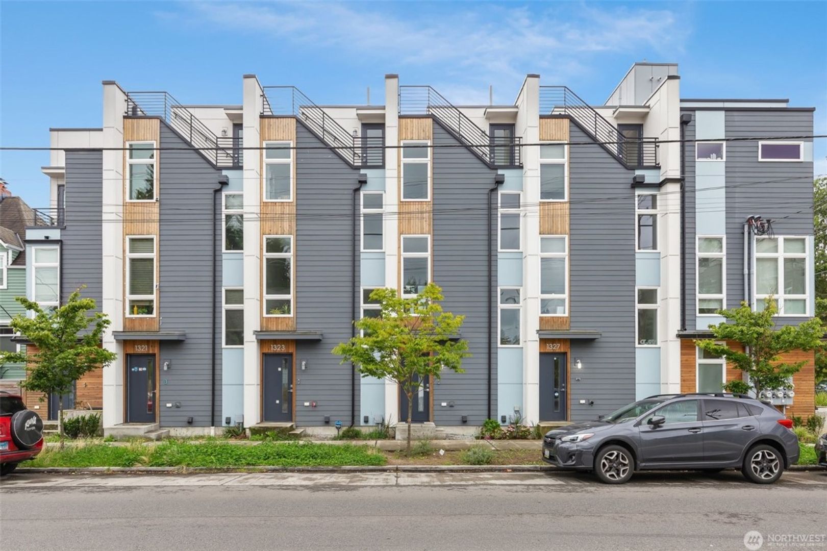 Seattle Townhome: 1325 NW 85th St