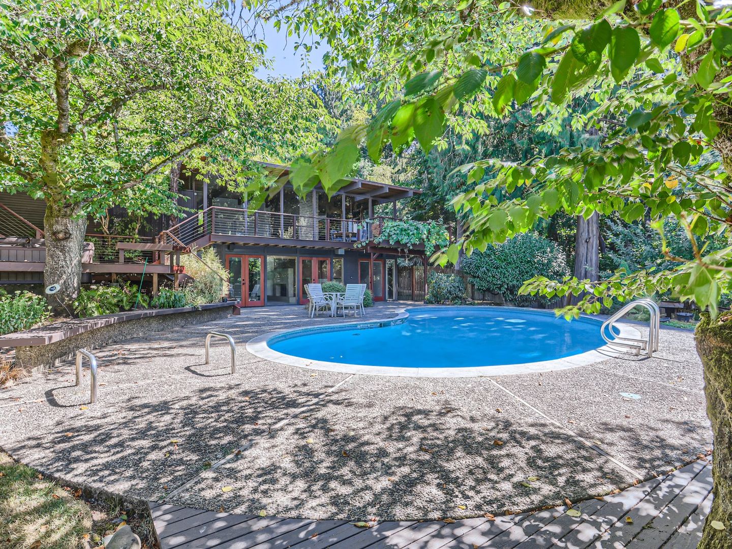 Kirkland House: 12425 68th Avenue NE