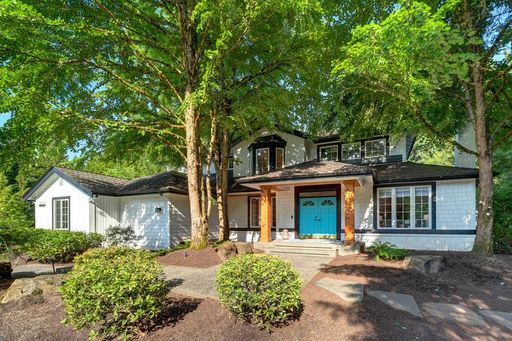 4Bd/2.25Ba Woodinville Home