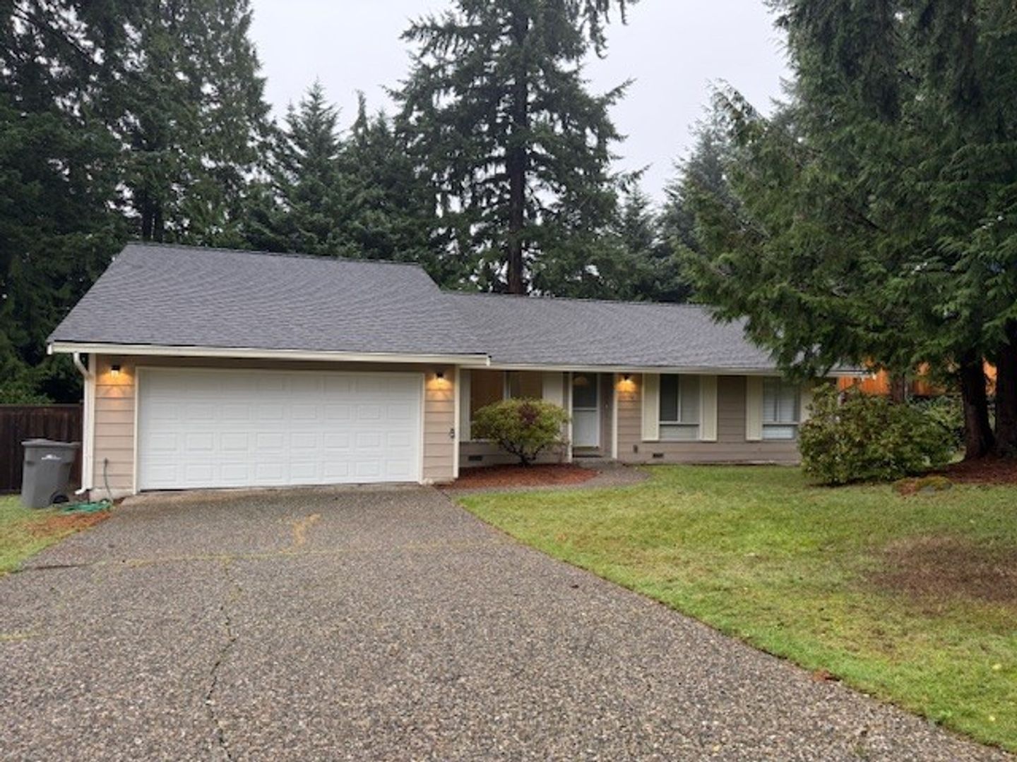 Redmond House: 10942 167th Ave NE