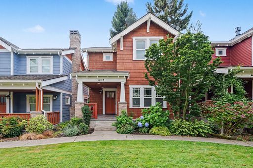 8014 Ashworth Ave N, Seattle, WA 98103