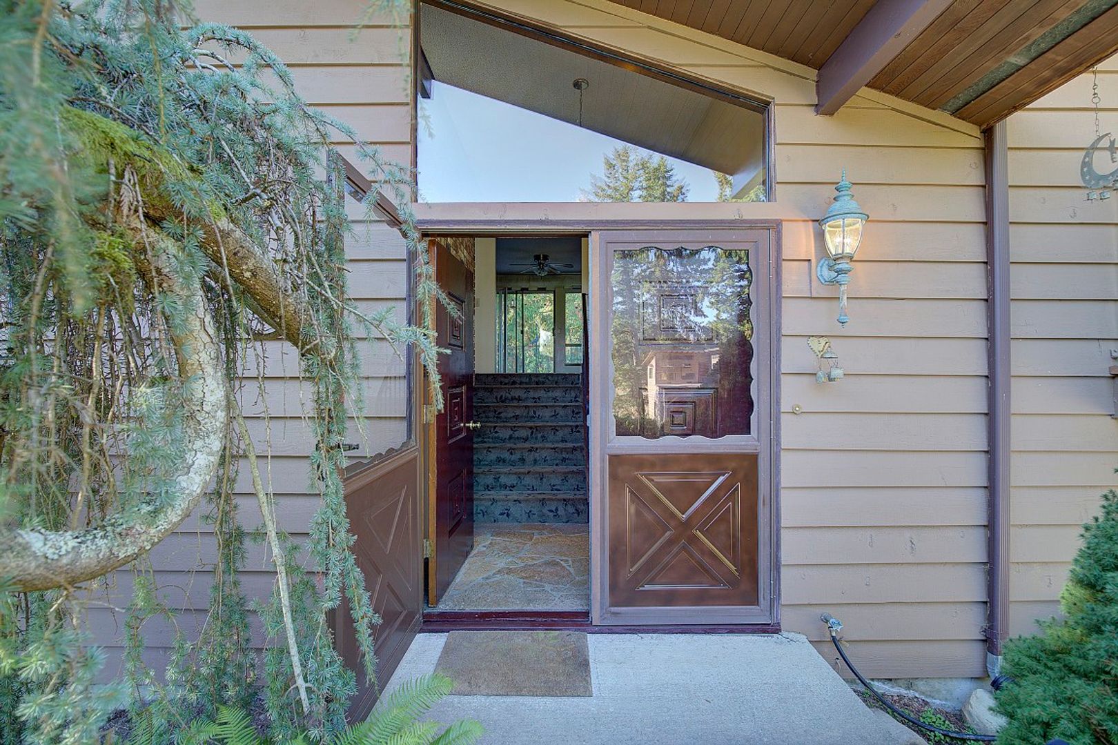 Maple Valley House: 19623 SE 216th St