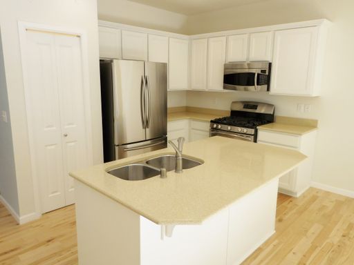 Listing photo thumbnail