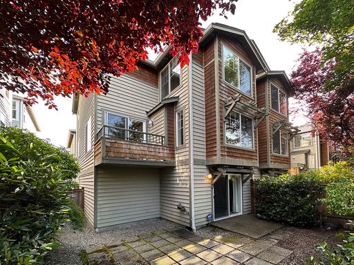 2645 NW 57th Street #A, Seattle, WA 98107