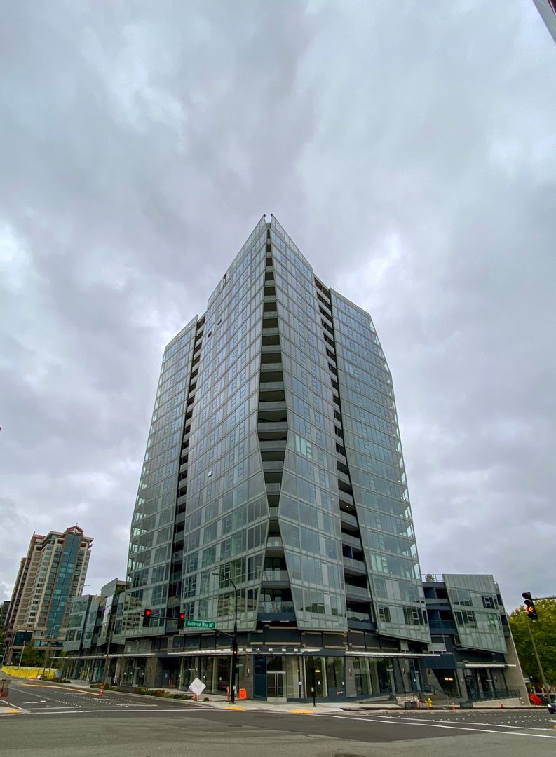 Bellevue Condo: 188 Bellevue Way NE #1404