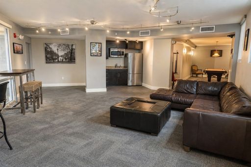 Listing photo thumbnail