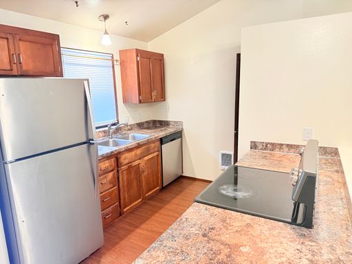 Listing photo thumbnail