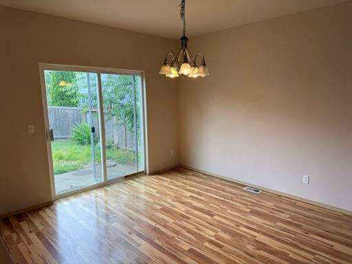 Listing photo thumbnail