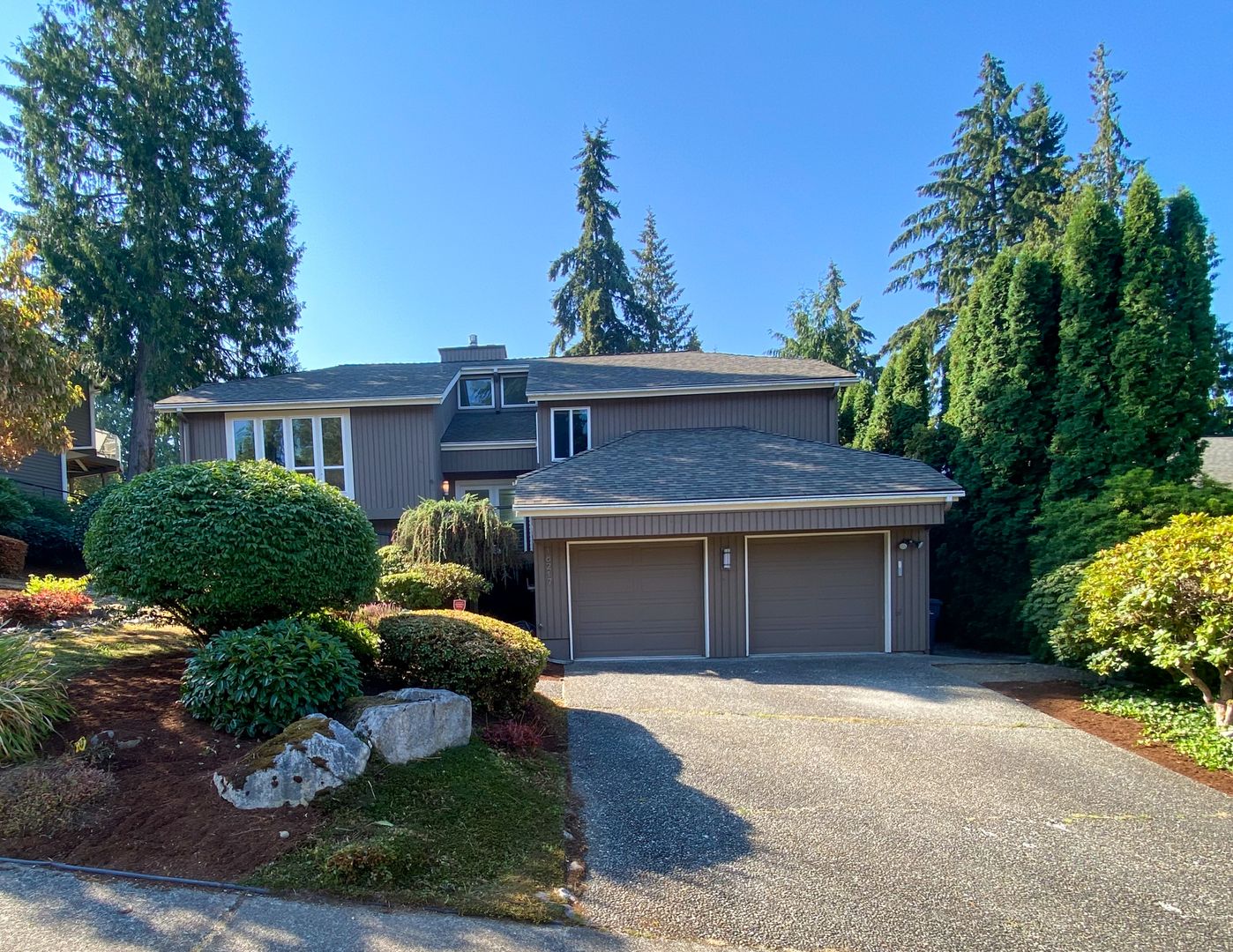 Redmond House: 18217 NE 21st Street