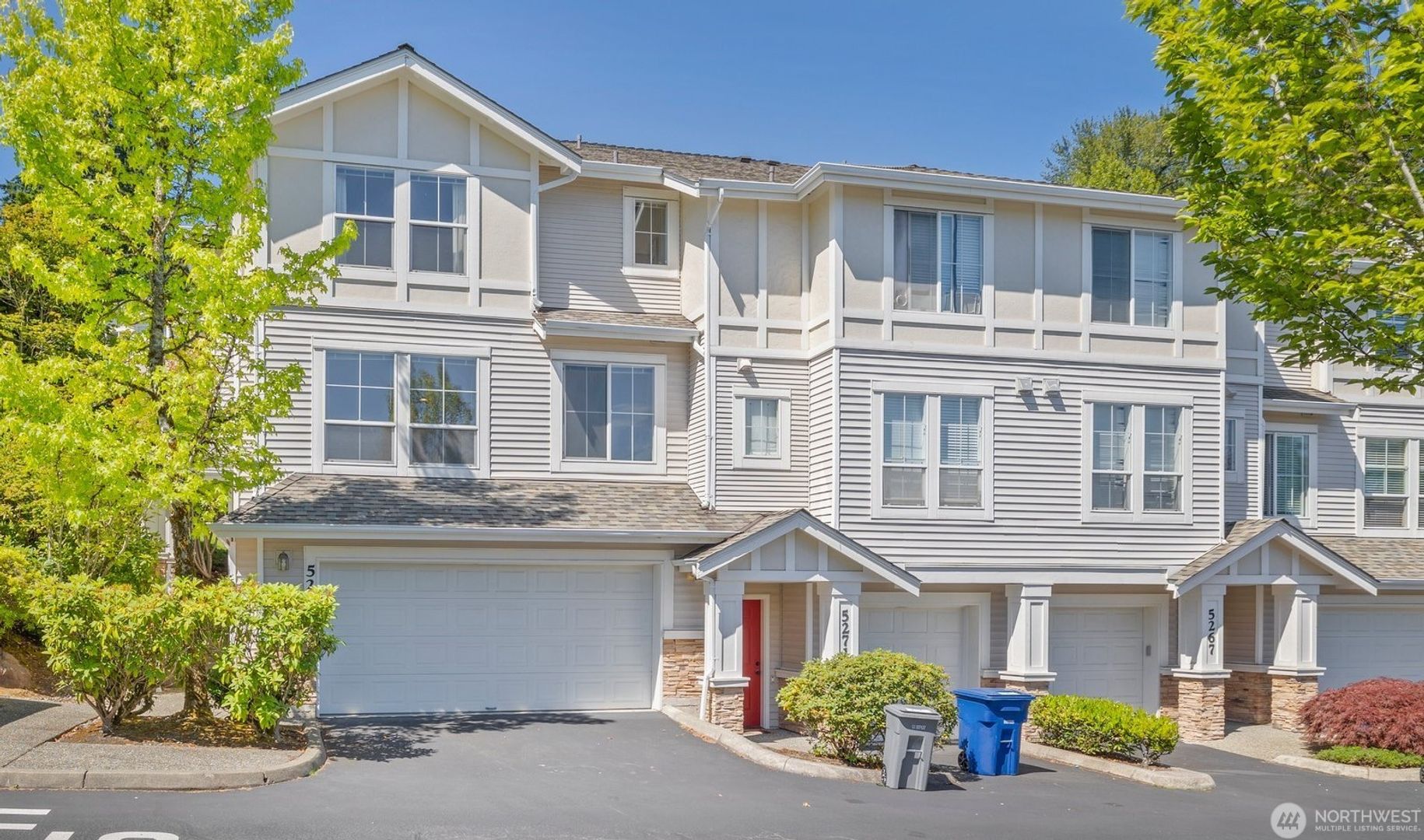 Bellevue Condo: 5275 164th Ave SE