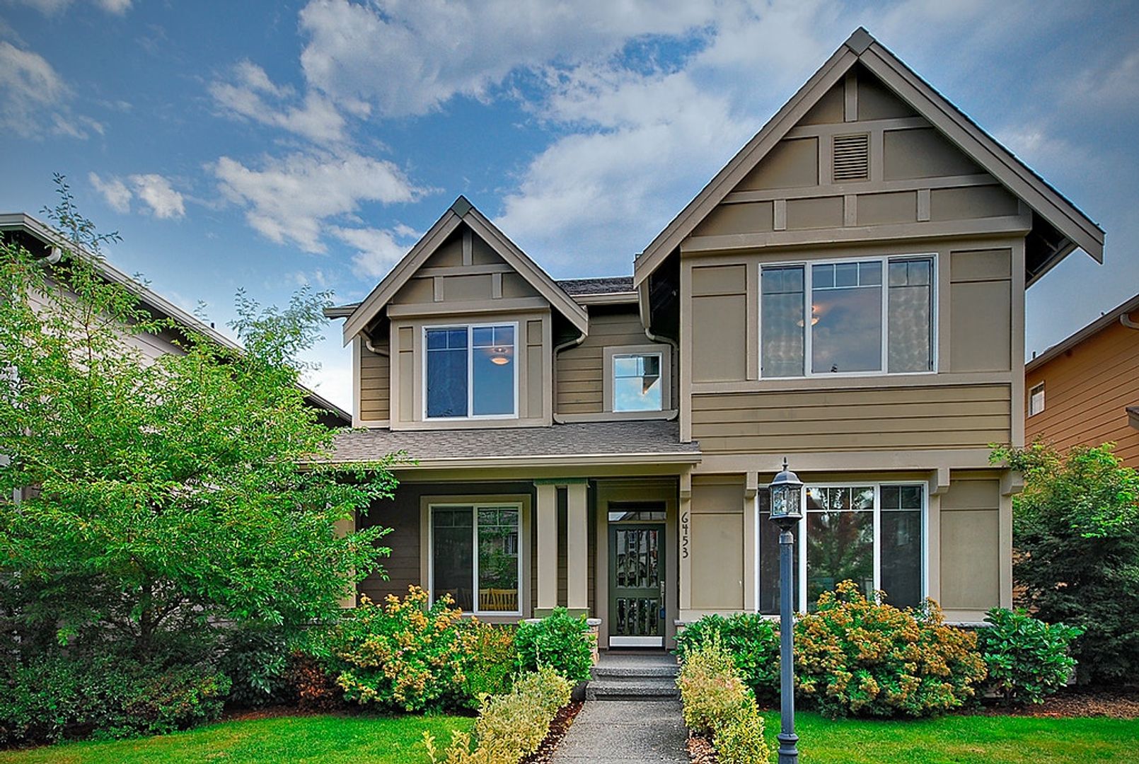 Redmond House: 6453 193rd Place NE