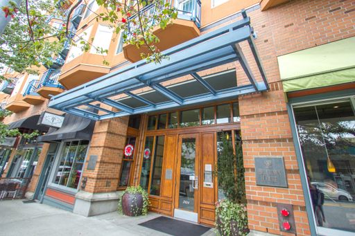2414 1st Avenue #417, Seattle, WA 98121