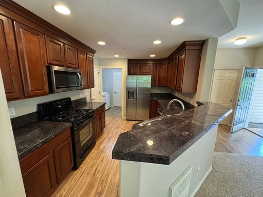 Listing photo thumbnail