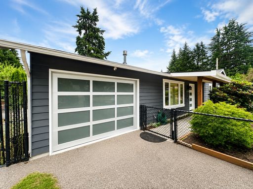 12404 95th Place NE, Kirkland, WA 98034