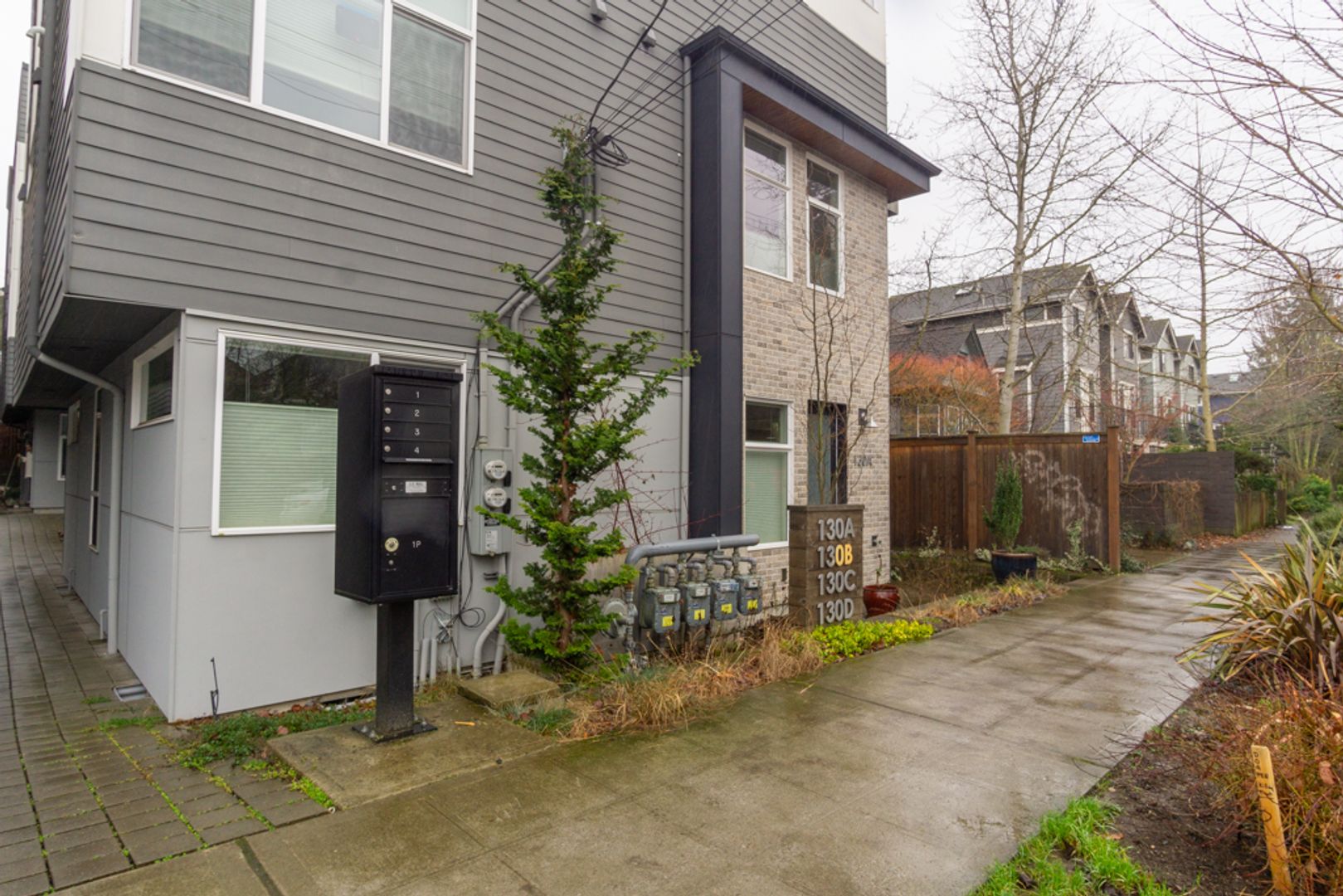 Seattle Townhome: 130 21st Avenue E #C