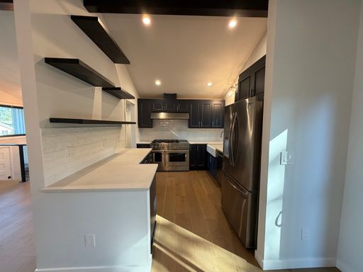 Listing photo thumbnail