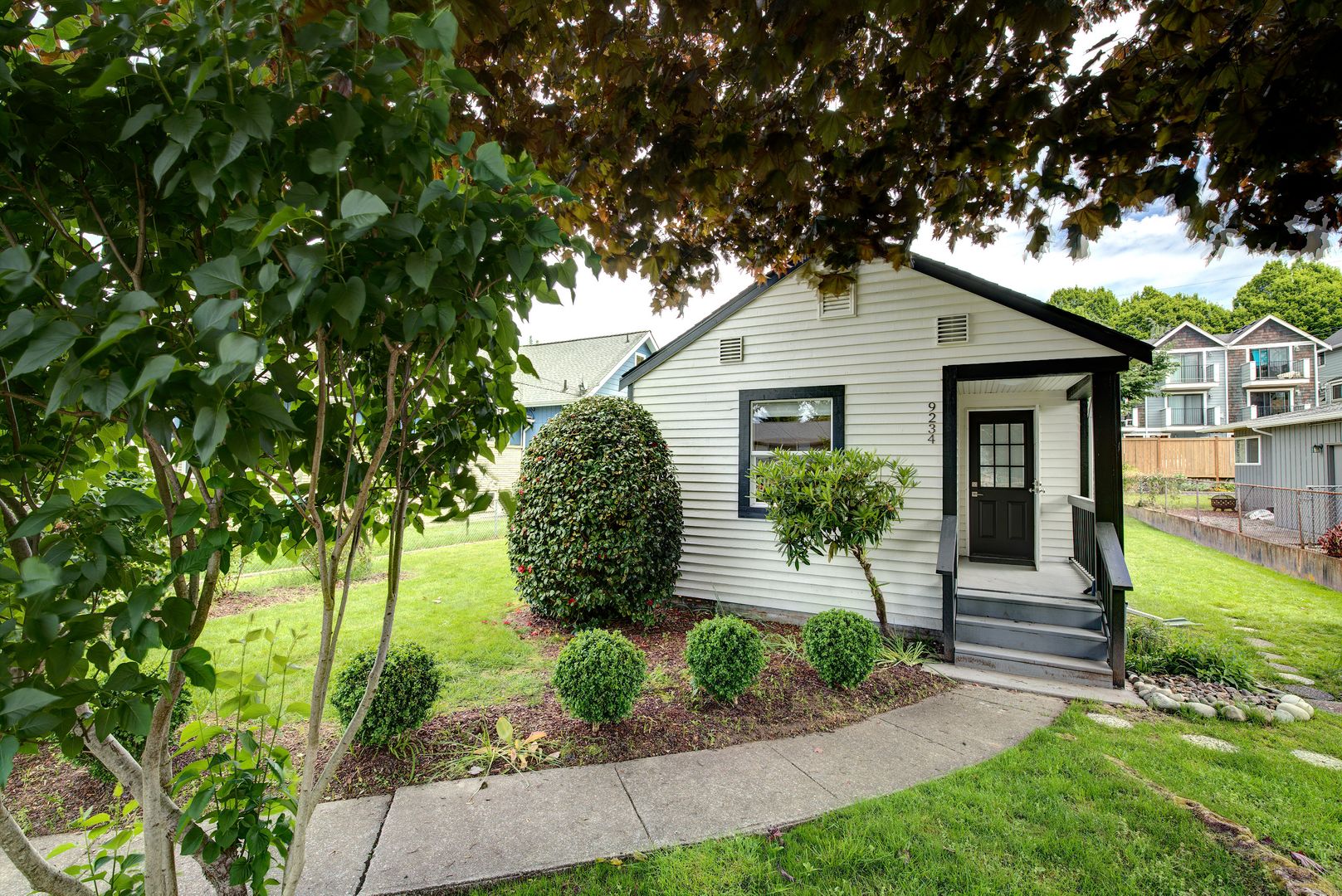 Seattle House: 9234 36th Avenue SW