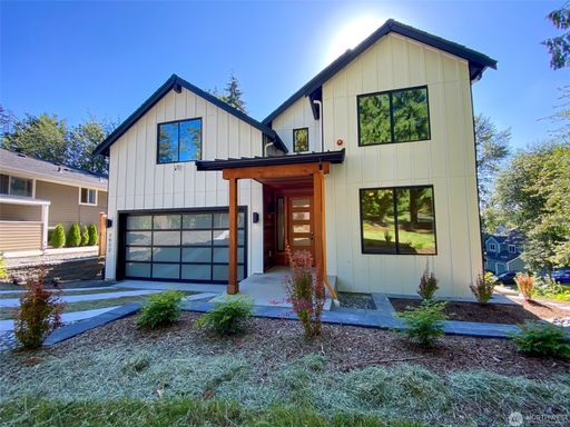 7912 140th Avenue NE , Redmond, WA 98052