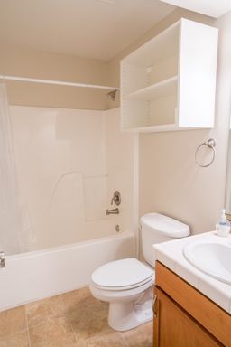 Listing photo thumbnail