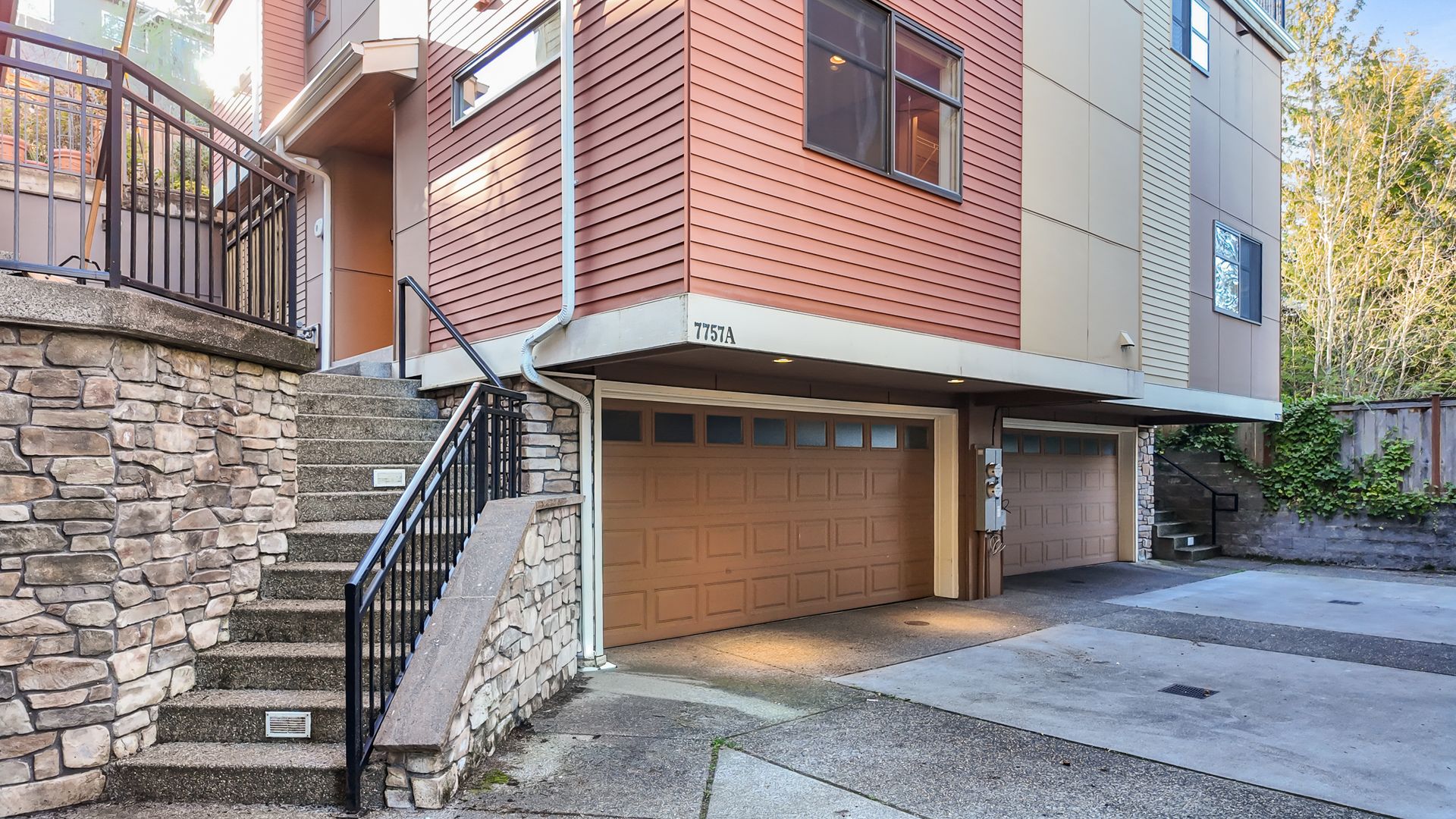 Seattle Townhome: 7757 Sand Point Way #A