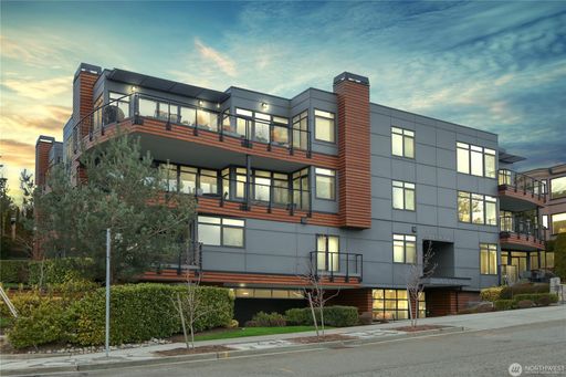 302 5th Avenue #103, Kirkland, WA 98033