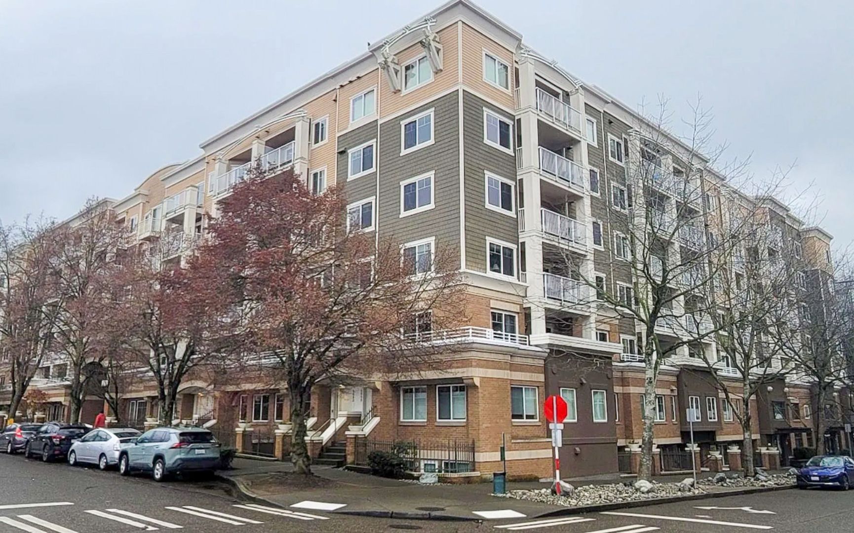 Seattle Condo: 1545  NW 57th St #416