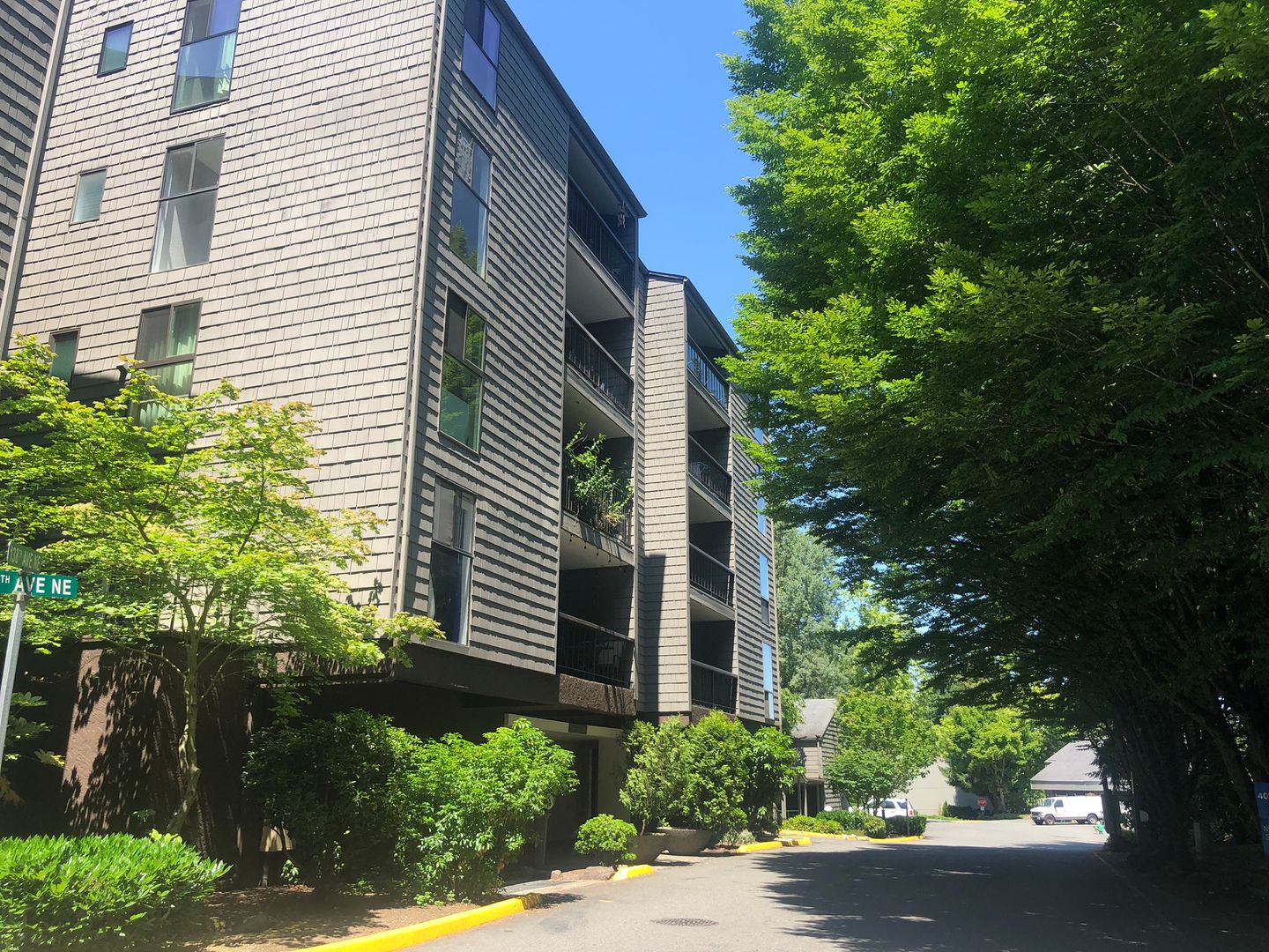 Redmond Condo: 6479 137th Avenue NE #361