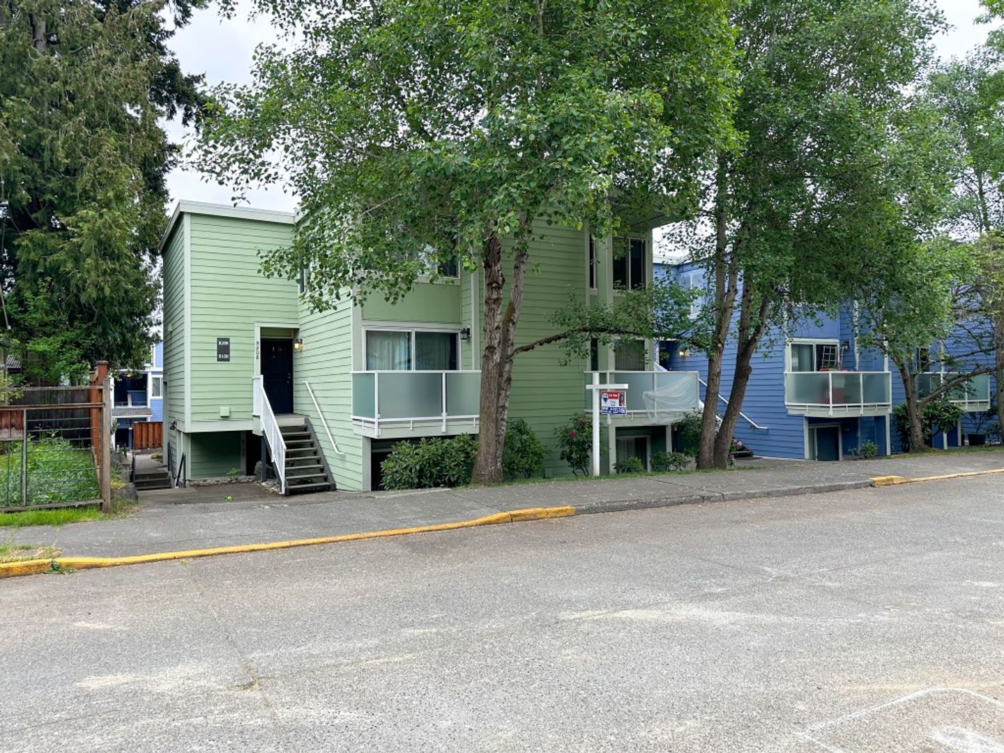 Seattle Condo: 8800 20th Ave NE B108