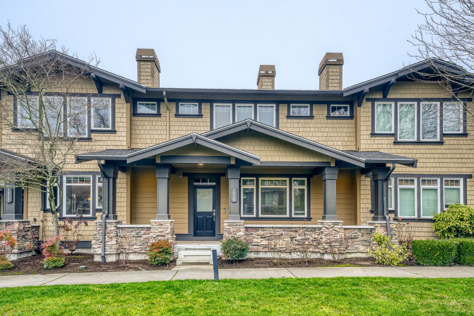 Issaquah Townhome: 1816 10th Ave NE