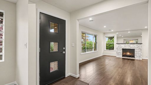 Listing photo thumbnail