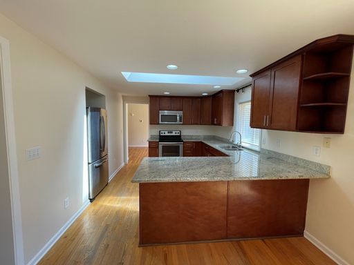 Listing photo thumbnail