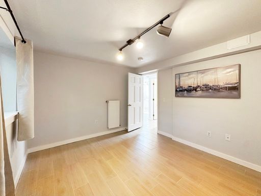 Listing photo thumbnail