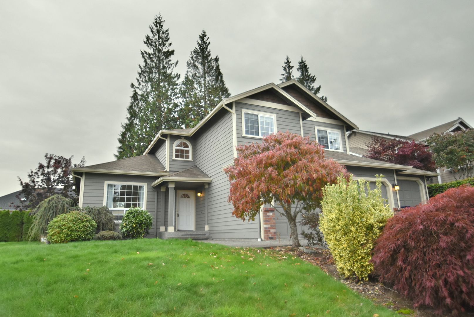 Everett House: 3412 95th Place SE