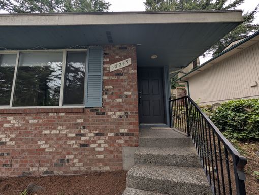 18249 24th Ave NE, Shoreline, WA 98155