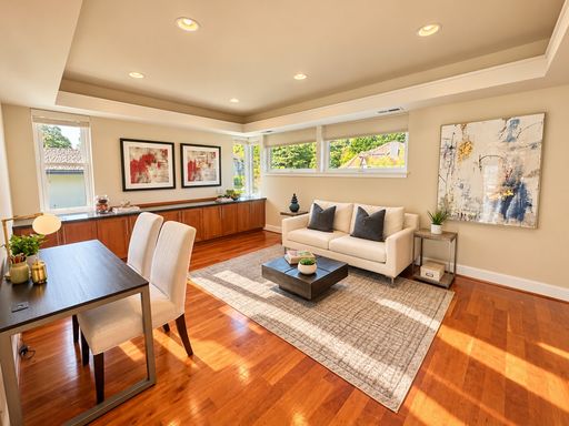 Listing photo thumbnail