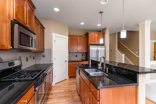 Listing photo thumbnail