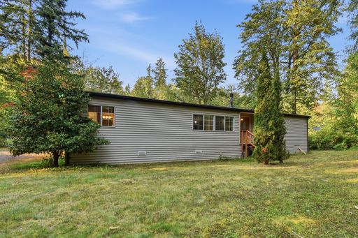 3Bd/2Ba Redmond Home – photo 1