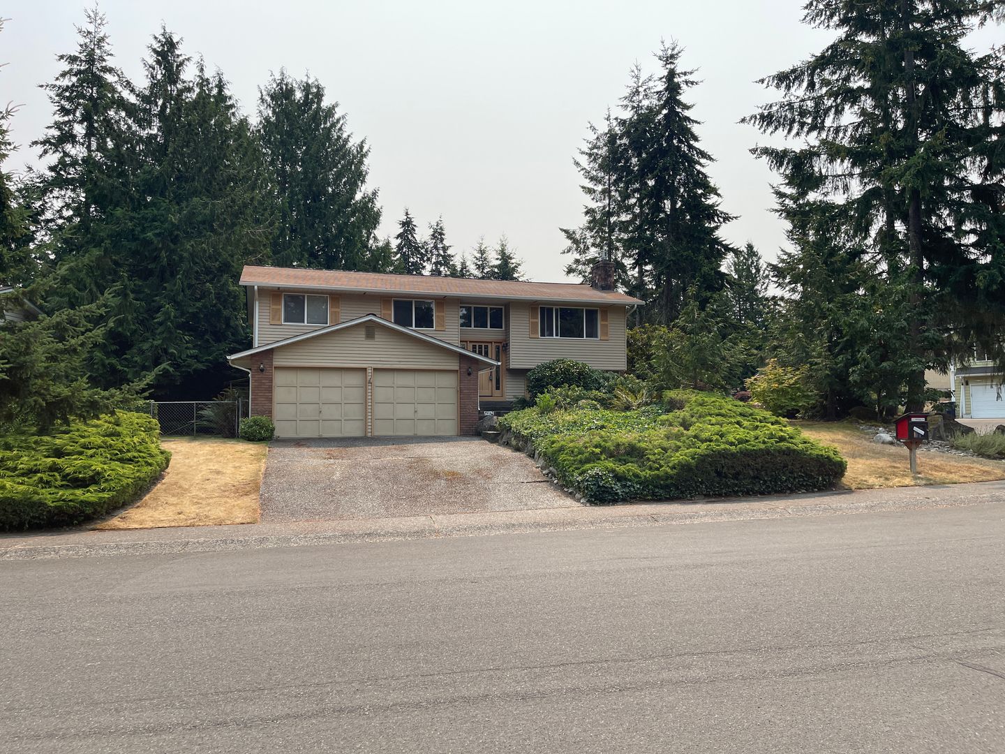 Mukilteo House: 5004 99th St SW