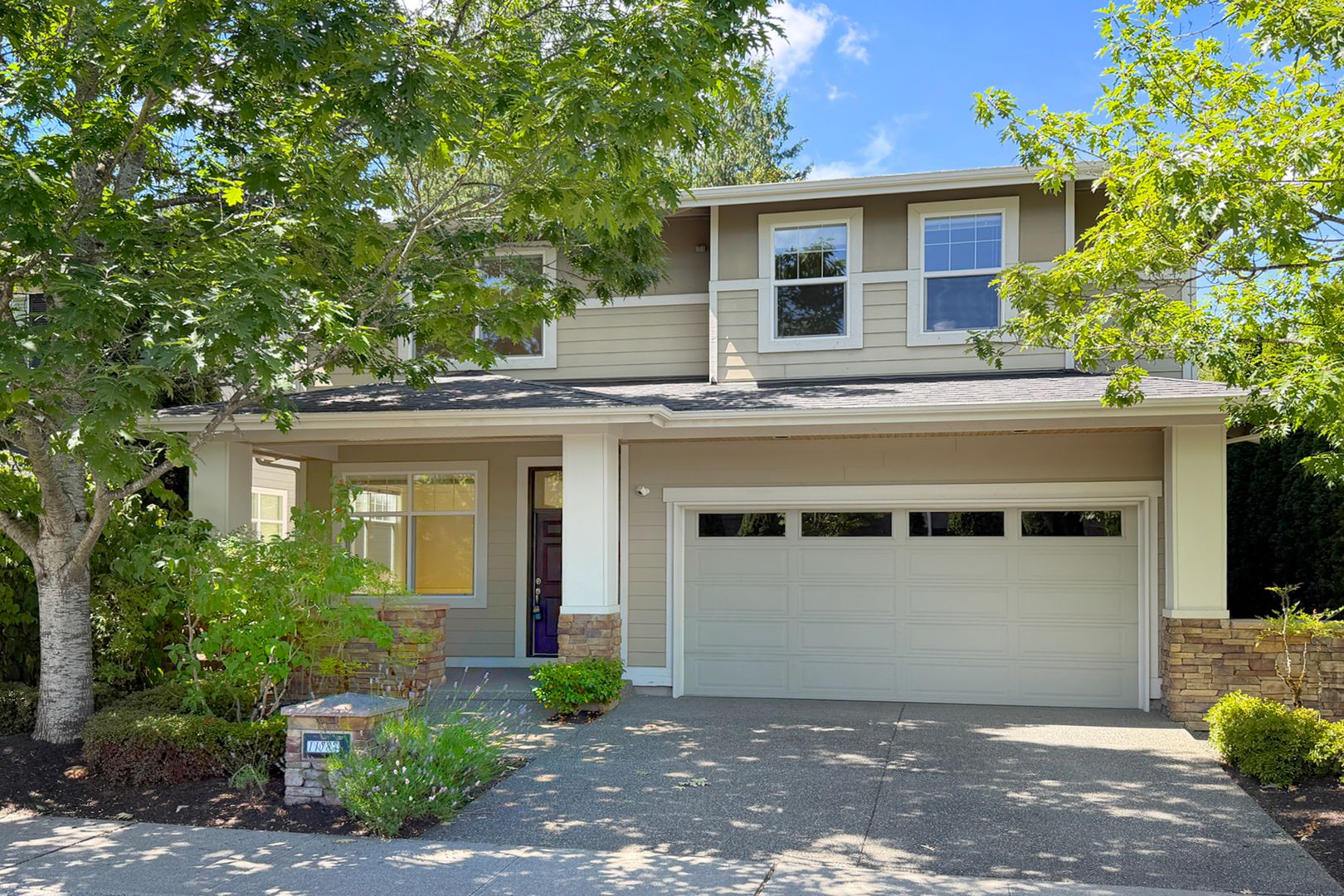 Redmond House: 11787 159th Avenue NE