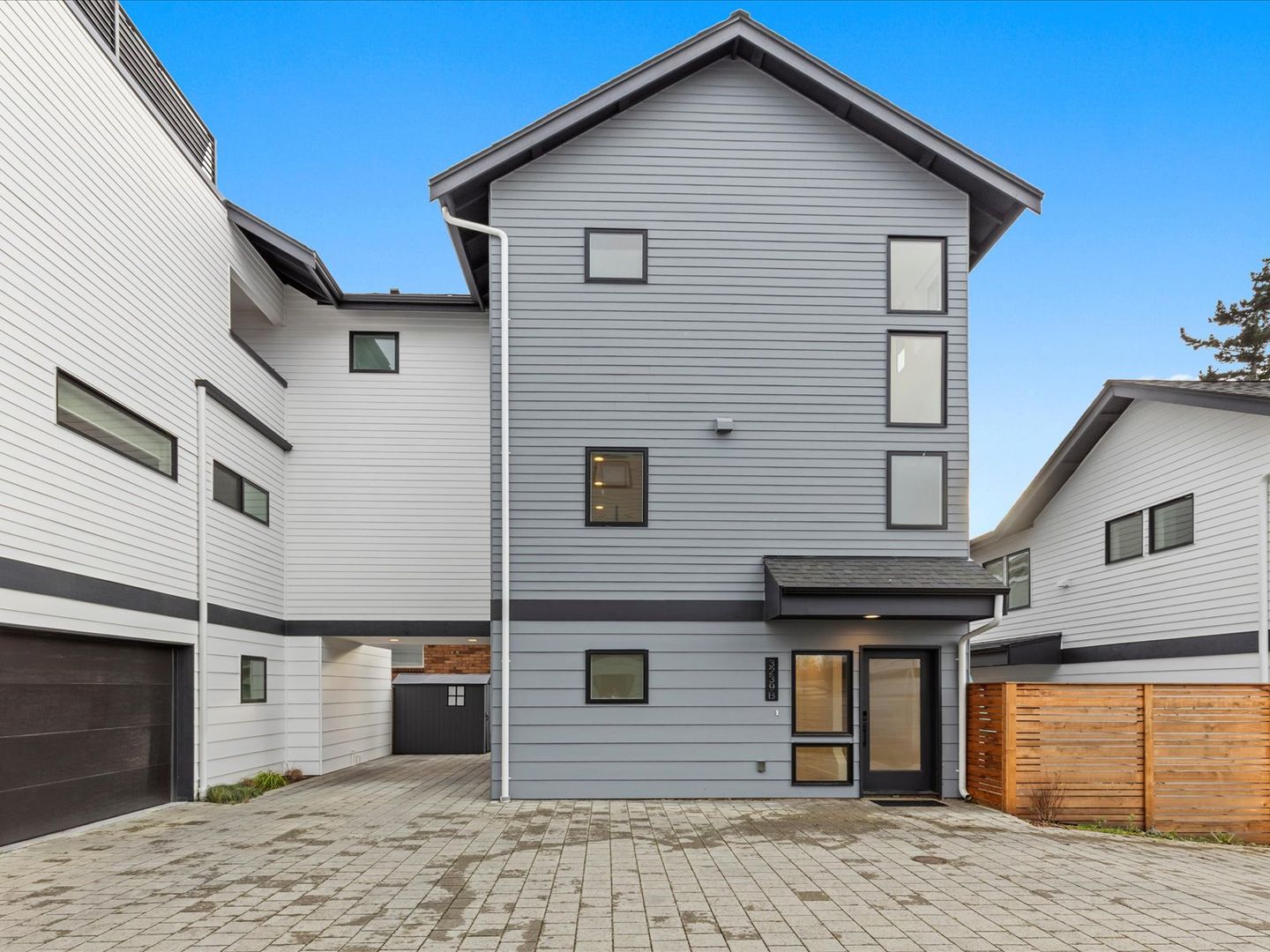 Seattle House: 3239 61st Avenue SW #B