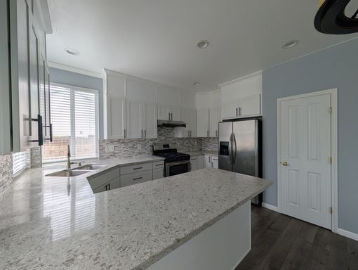 Listing photo thumbnail
