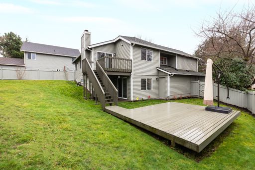 Listing photo thumbnail