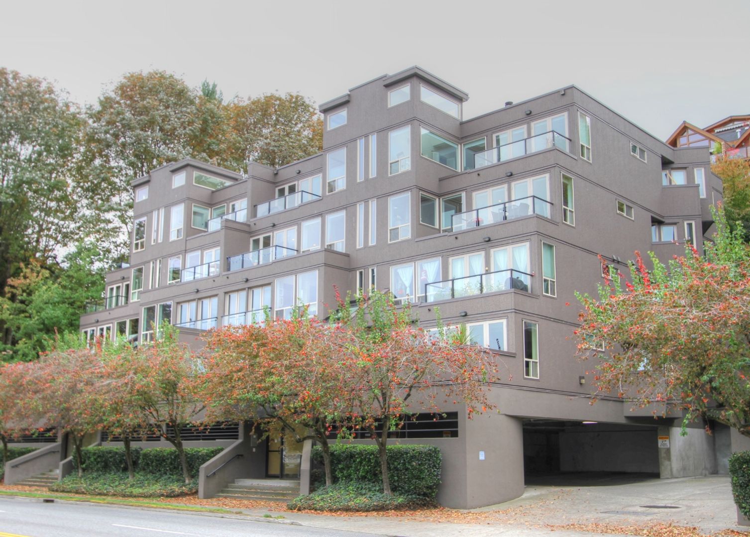Seattle Condo: 2111 Westlake Ave N #401