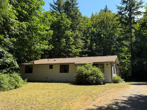  13921 217th Avenue SE, Issaquah, WA 98027
