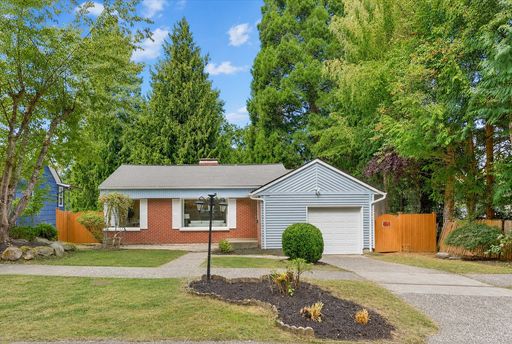 4076 NE 87th St, Seattle, WA 98115