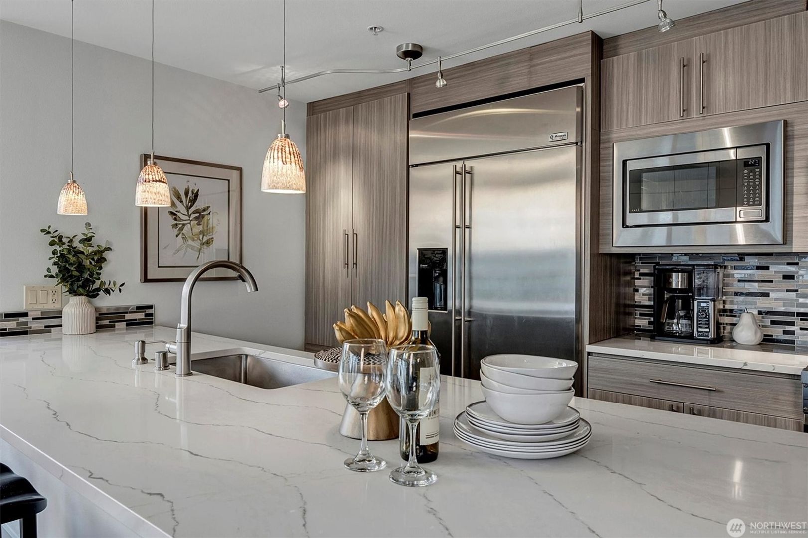 Bellevue Condo: 511 100th Ave NE Unit #403